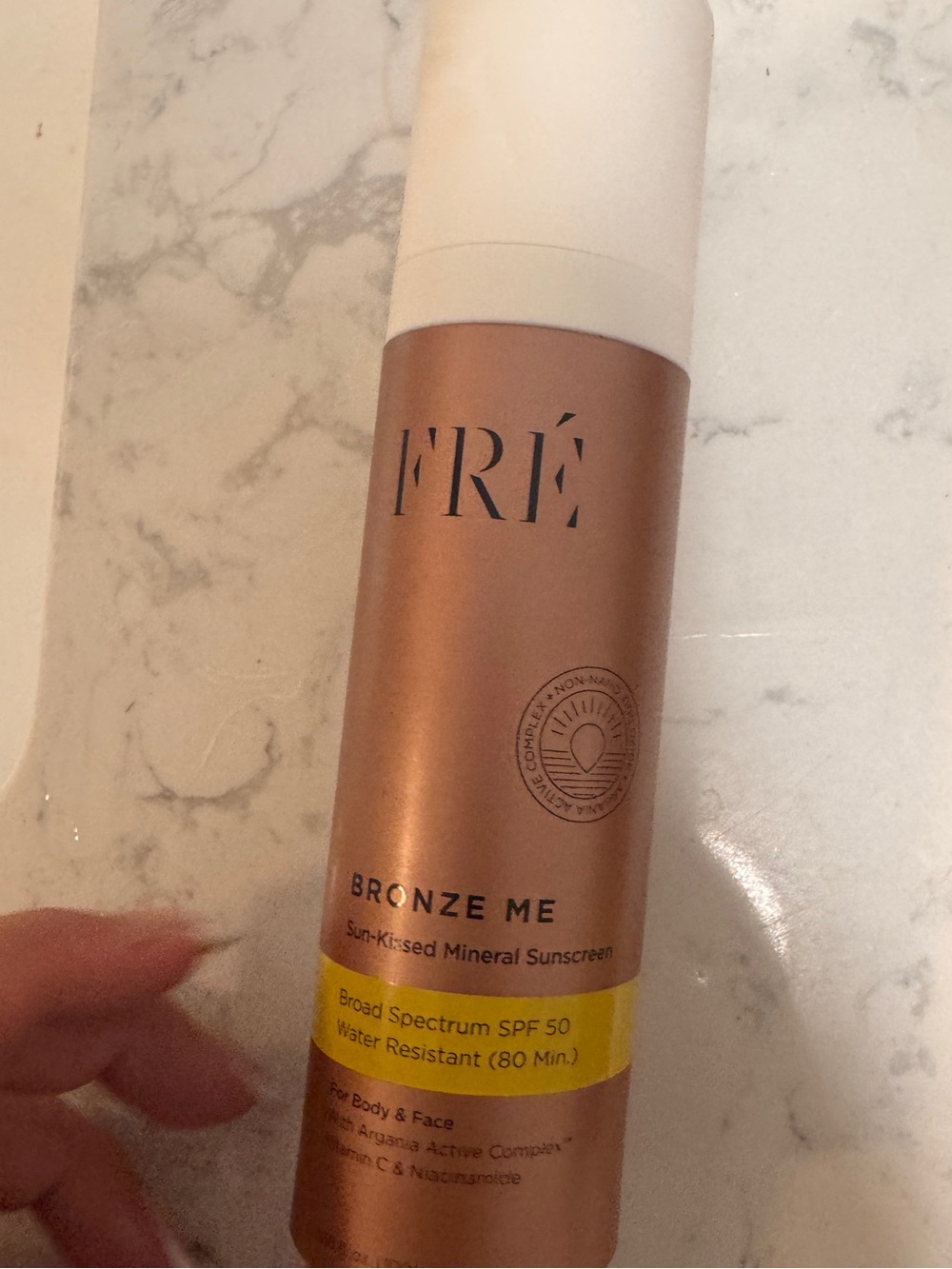 FRÉ Bronze Me Sun-Kissed‎ Mineral Sunscreen - Picture 3 of 3